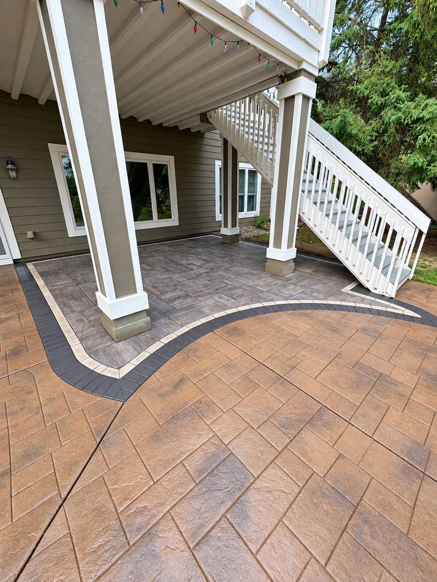 Brick Patio with Inlay Border